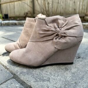 Women's Taupe Wedge Ankle Boots
